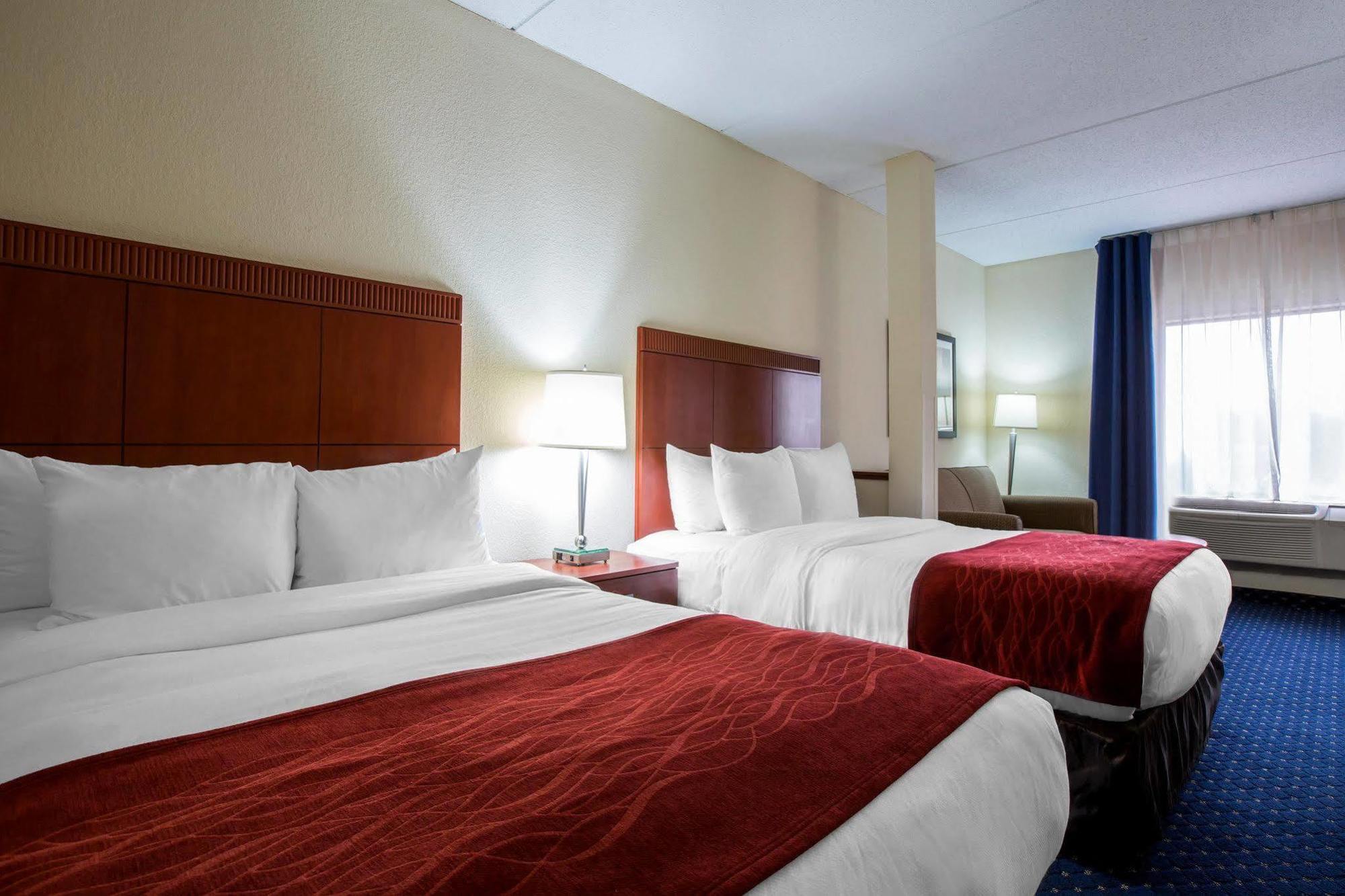 Comfort Suites Outlet Center Asheville Eksteriør billede